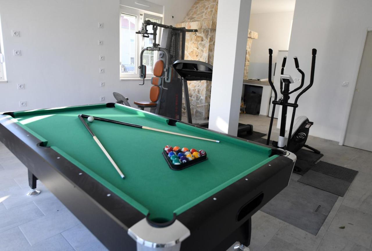 Apartmani Ivan V RELAX Vodice Bagian luar foto