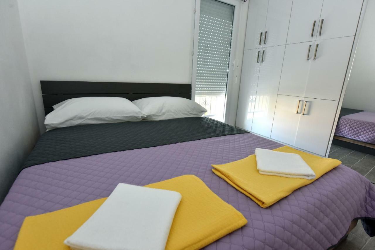Apartmani Ivan V RELAX Vodice Bagian luar foto