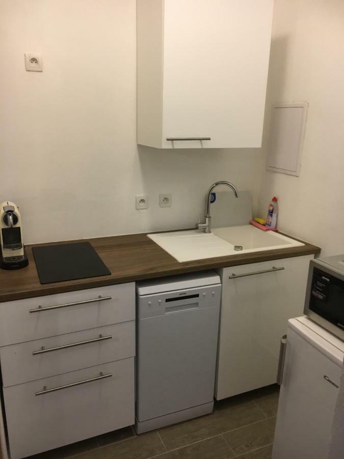 Apartmani Ivan V RELAX Vodice Bagian luar foto